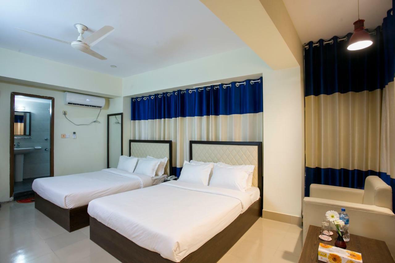 Hotel Grand View 1 & 2 巴纳内拉斯 外观 照片